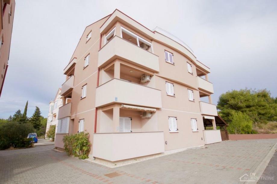 Apartments Dakovic Пакоштане Экстерьер фото