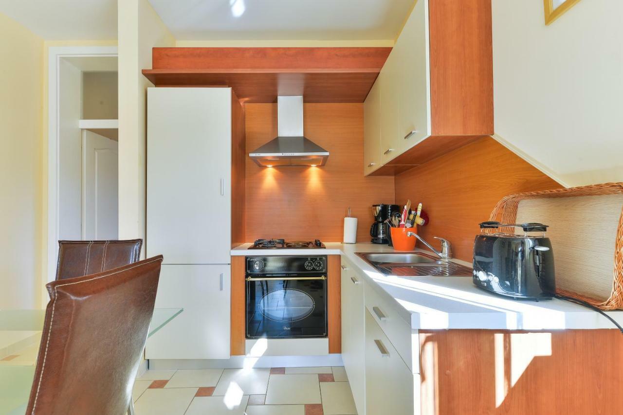 Apartments Dakovic Пакоштане Экстерьер фото
